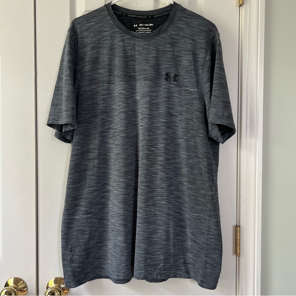 Under Armour Men's Charcoal Short Sleeve Tee